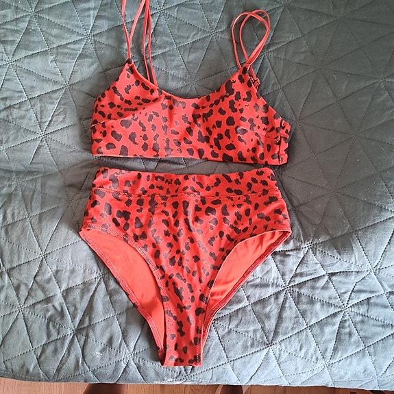 Product image 1 of 6