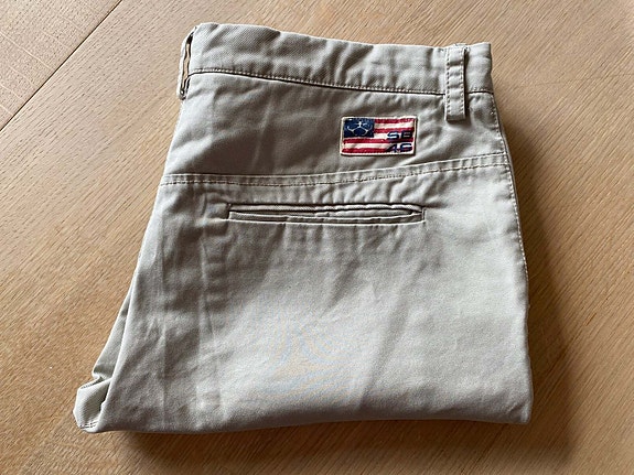 Product image 1 of 6