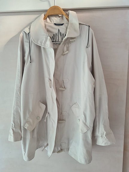 Product image 1 of 8