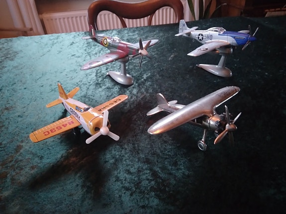 Product image 1 of 8