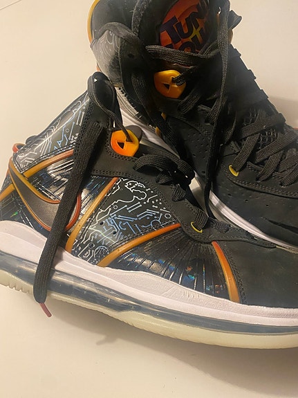 Product image 1 of 8