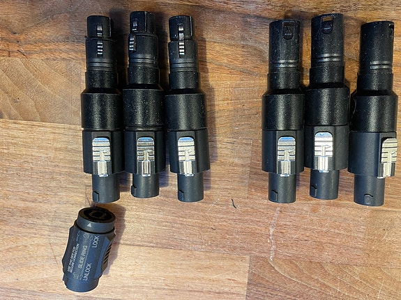 Product image 1 of 6