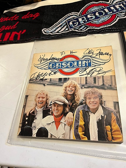 Product image 2 of 8