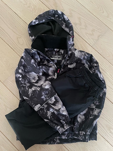 Product image 1 of 4