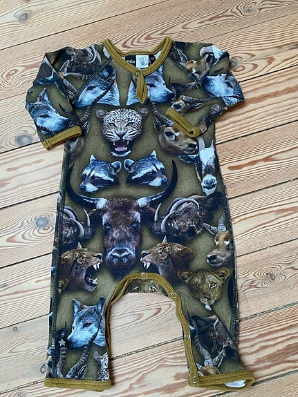 Product image 1 of 2