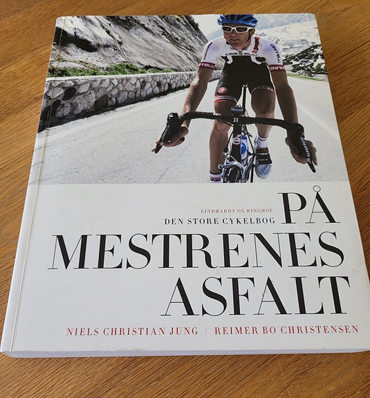 Product image 1 of 8