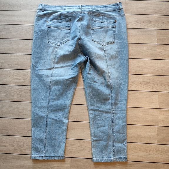 Product image 4 of 13