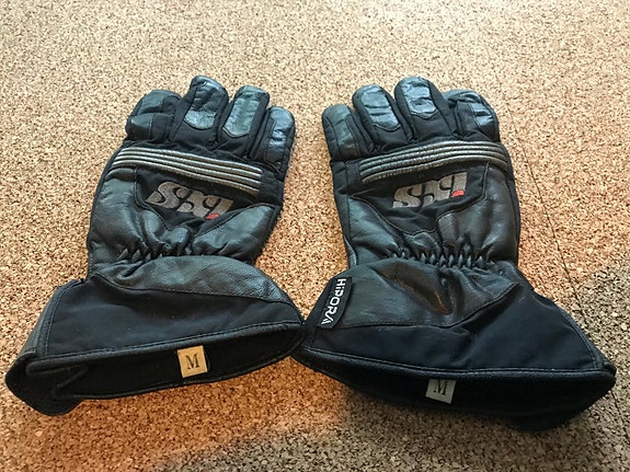 Product image 1 of 3