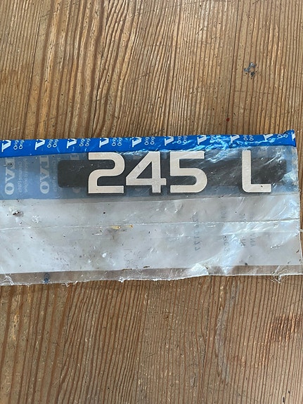 Product image 1 of 3