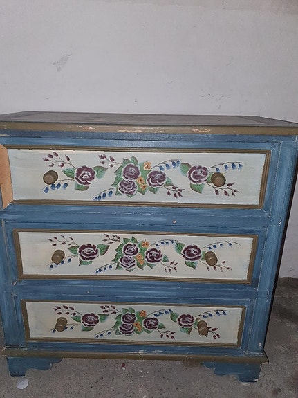 Product image 1 of 8