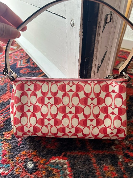 Product image 1 of 8