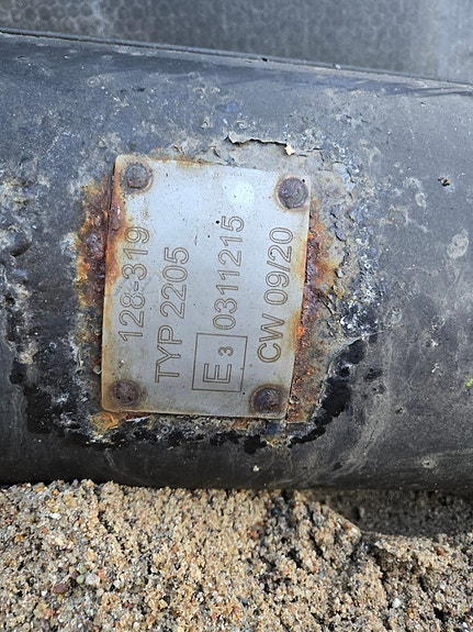 Product image 1 of 3