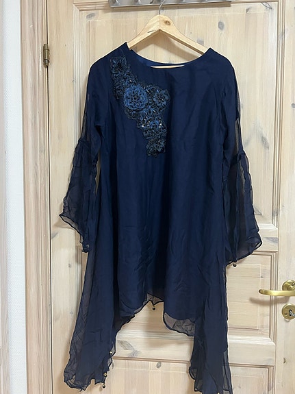 Product image 1 of 8