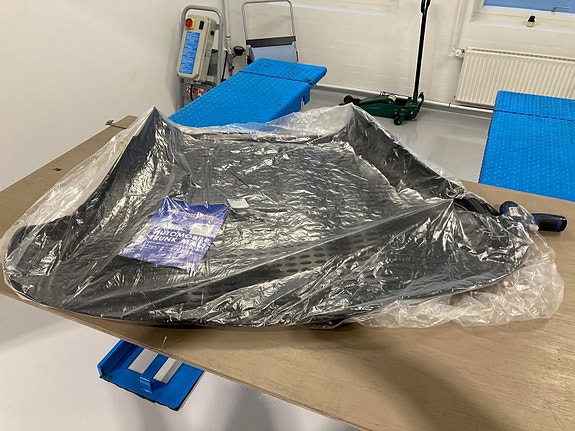 Product image 1 of 2