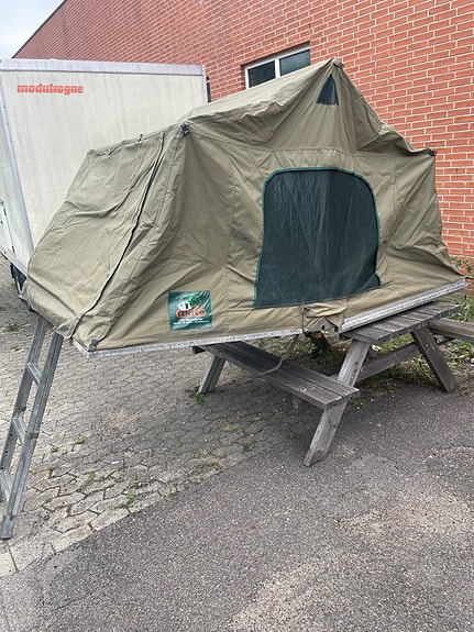 Product image 1 of 7