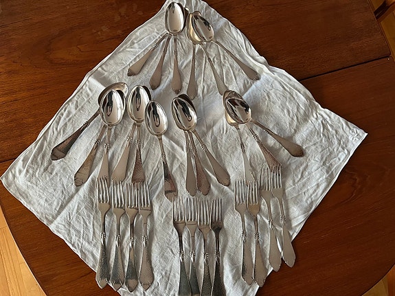 Product image 2 of 8