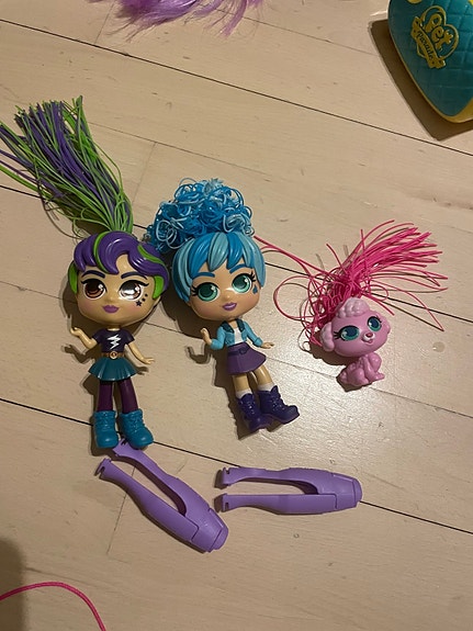 Product image 1 of 2