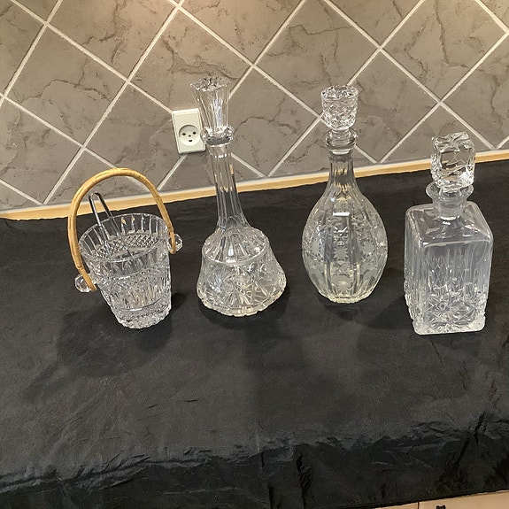 Product image 1 of 7