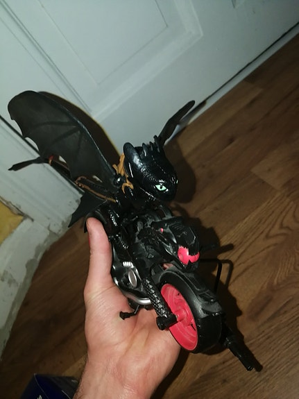 Product image 1 of 4