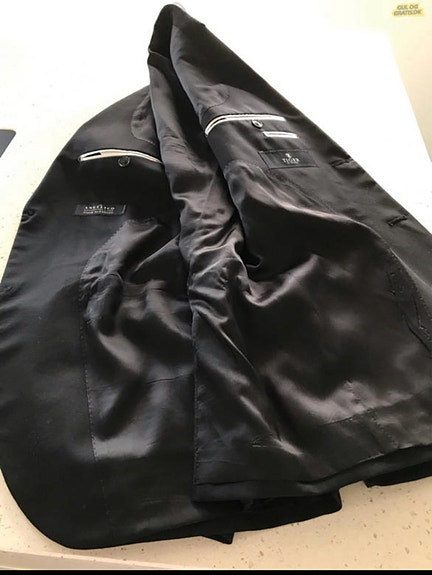 Product image 1 of 4