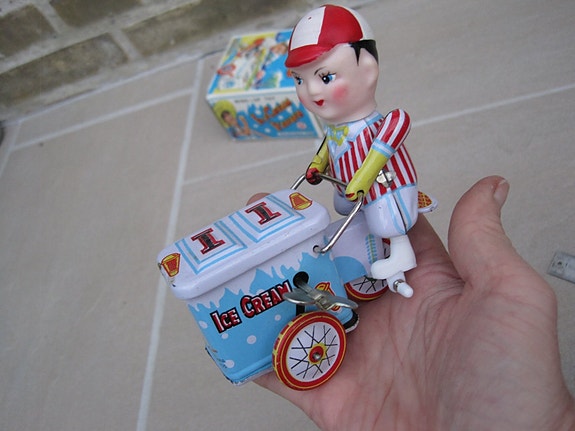 Product image 8 of 8