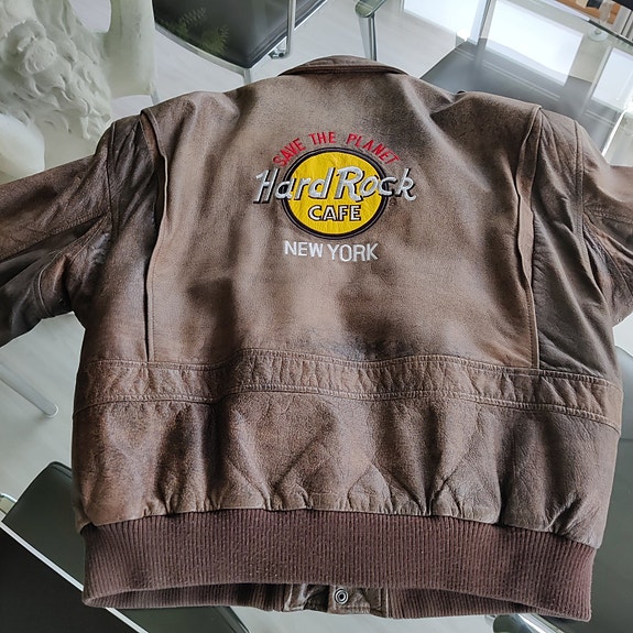 Product image 1 of 6