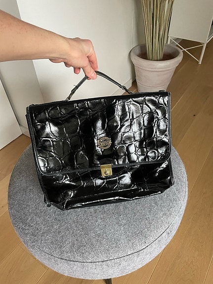 Product image 1 of 8