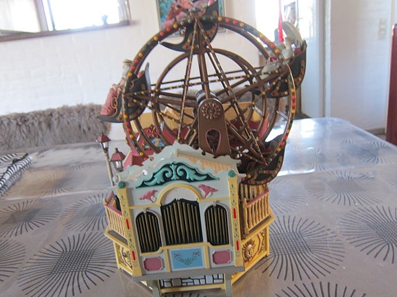 Product image 2 of 8