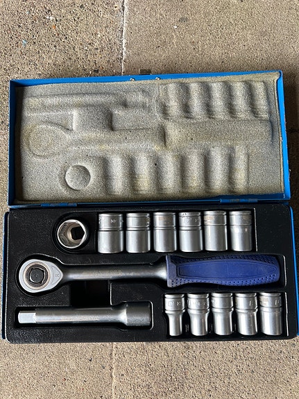 Product image 1 of 2