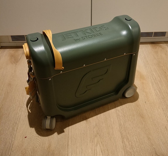 Product image 1 of 3