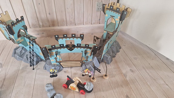 Product image 2 of 5