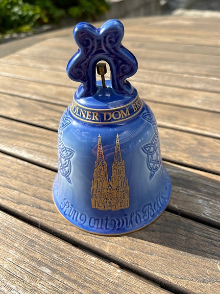 Product image 1 of 8