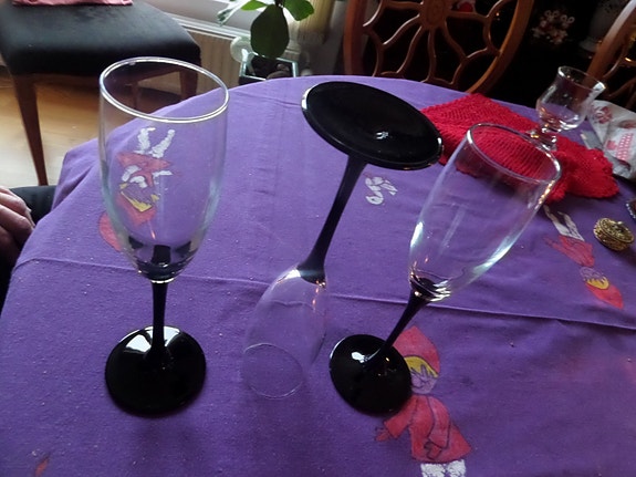 Product image 1 of 2