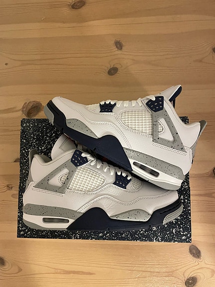 Product image 1 of 4