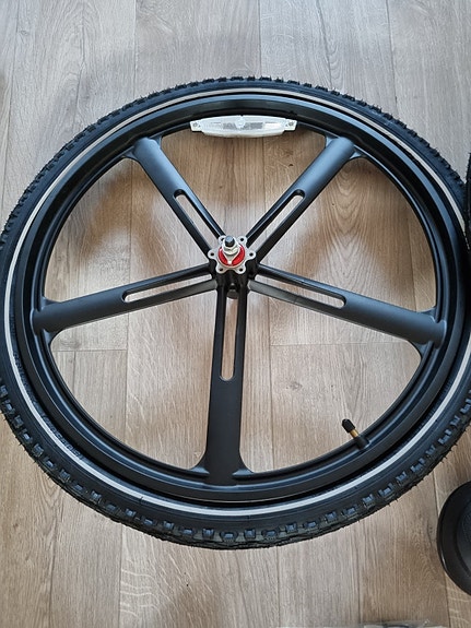 Product image 2 of 5