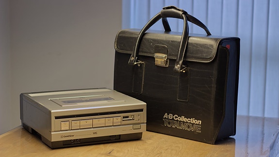 Product image 1 of 4