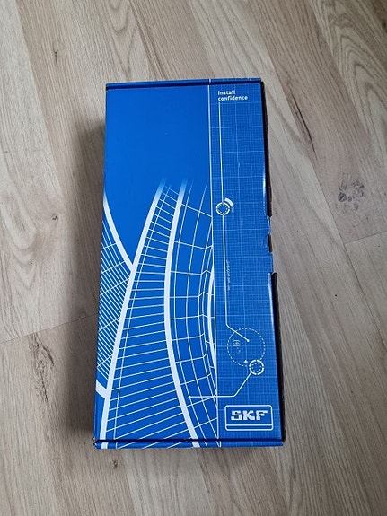 Product image 1 of 3