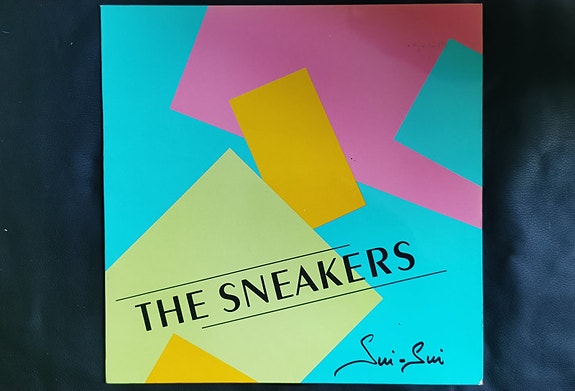 Product image 1 of 8