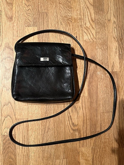 Product image 1 of 8