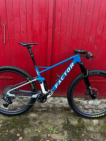 Product image 1 of 8