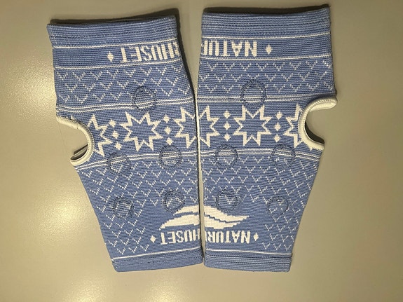 Product image 1 of 4