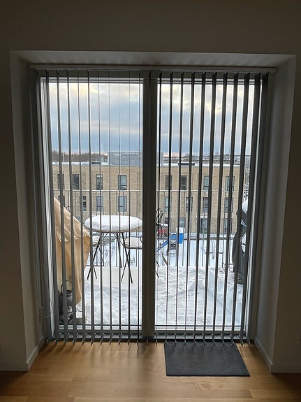 Product image 1 of 8