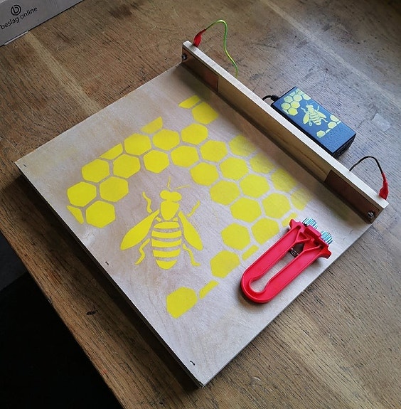 Product image 1 of 5