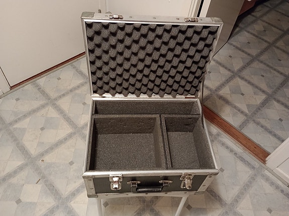 Product image 1 of 8