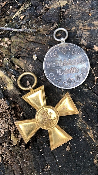 Product image 1 of 9