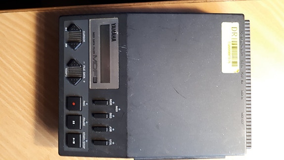 Product image 1 of 4