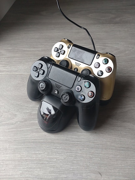 Product image 1 of 2