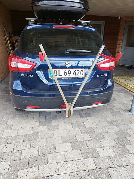 Product image 1 of 4