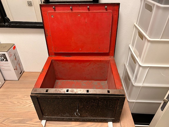 Product image 4 of 5