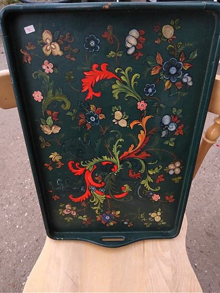 Product image 1 of 2